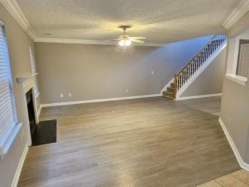 Photo - 301 Westminster Dr