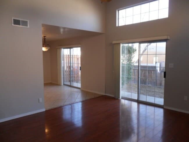 Photo - Nice townhome