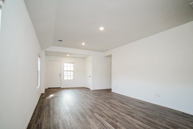 Photo - 1718 Campos Ct