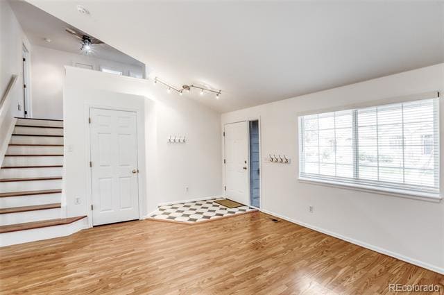 Photo - 1633 Deerwood Dr