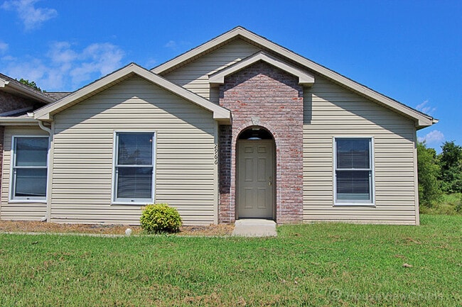 Photo - Spacious 2 bedroom