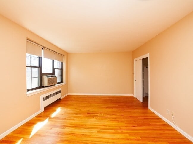 387 Harvard St Unit 5