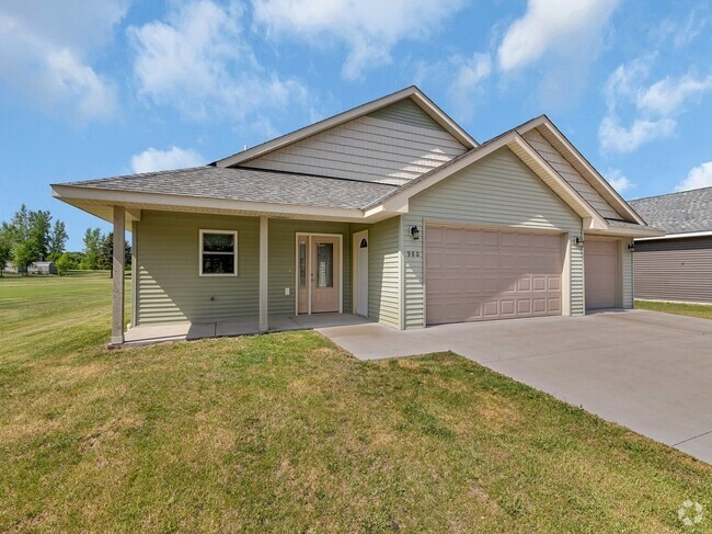 Building Photo - 980 Acacia Dr S Rental