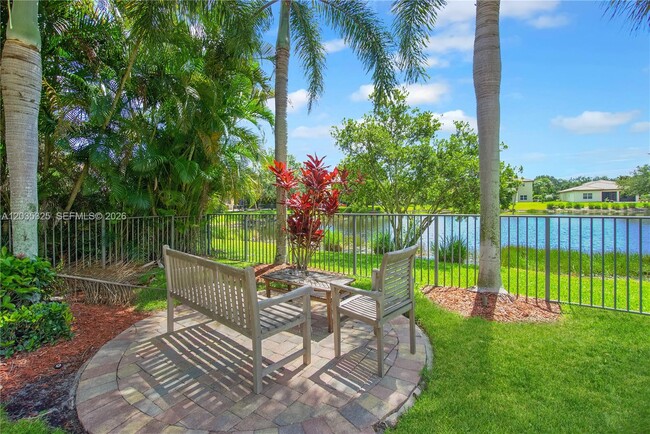 Photo - 230 Porgee Rock Pl