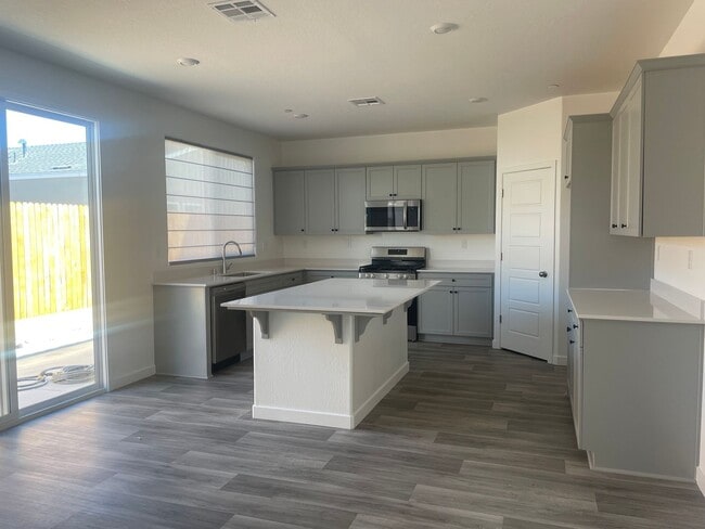 Photo - Modern Single-Story Home with Open Layout and Expansive Views