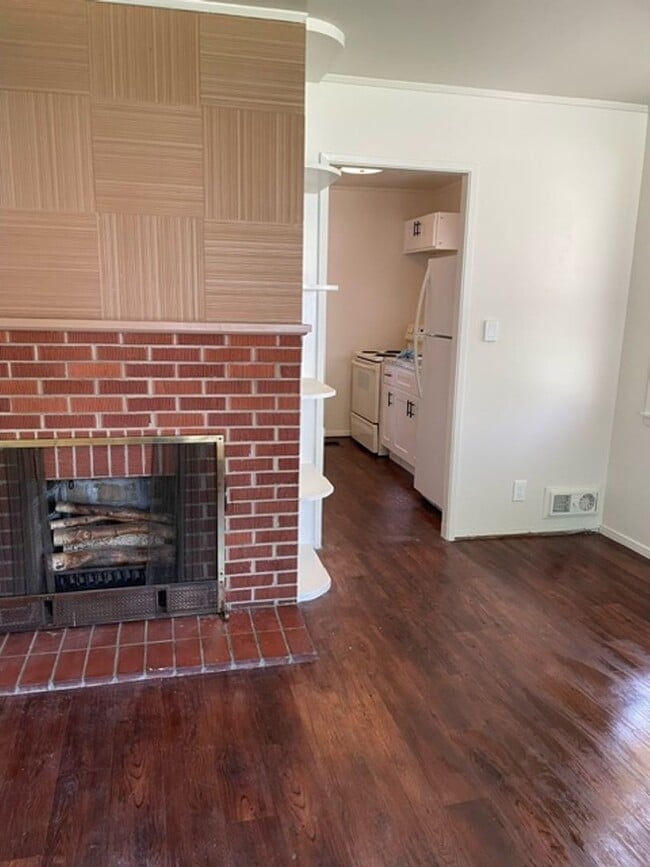Photo - Charming 2-Bedroom Home in Prime Milwaukee...