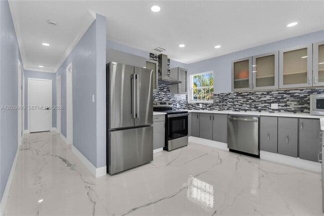 Photo - 1010 NW 196th St