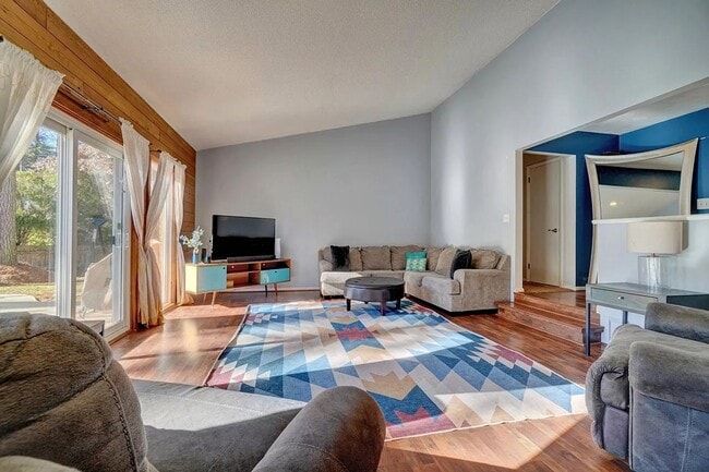 Photo - 3 bedroom 2 bath home Chesapeake home with a pool