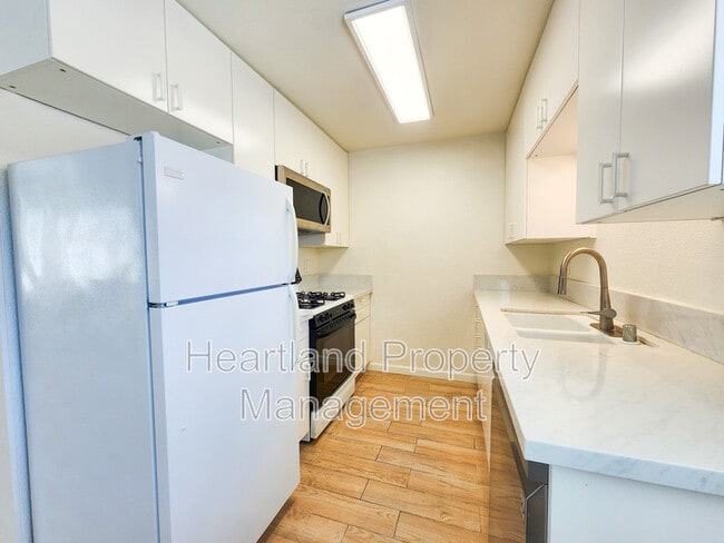 Photo - 4362 Louisiana St Unidad #1