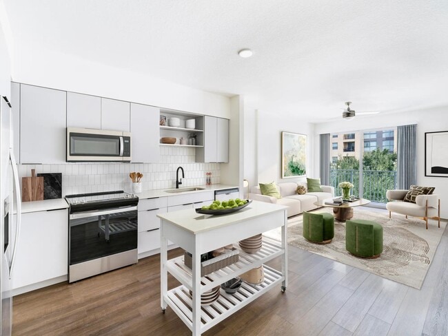 Light and dark kitchen and bathroom finish options let you tailor your space, all within easy reach of Tampa’s Encore District.