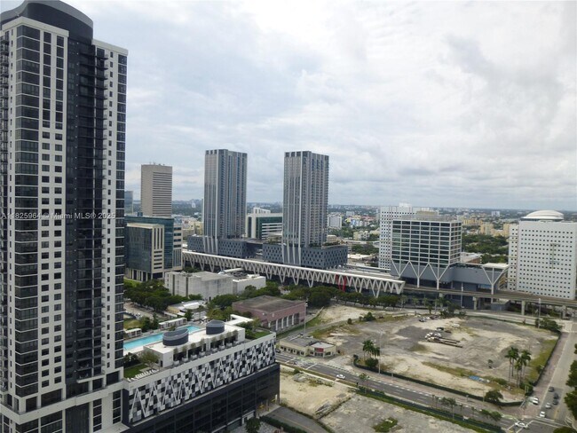 Photo - 851 NE 1st Ave Unit 2612