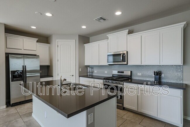 Photo - 14563 W Dahlia Dr