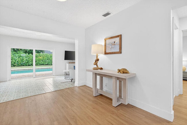 Photo - 9627 Althea Way