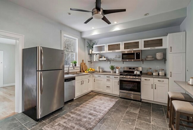 Photo - 114A Cottage St