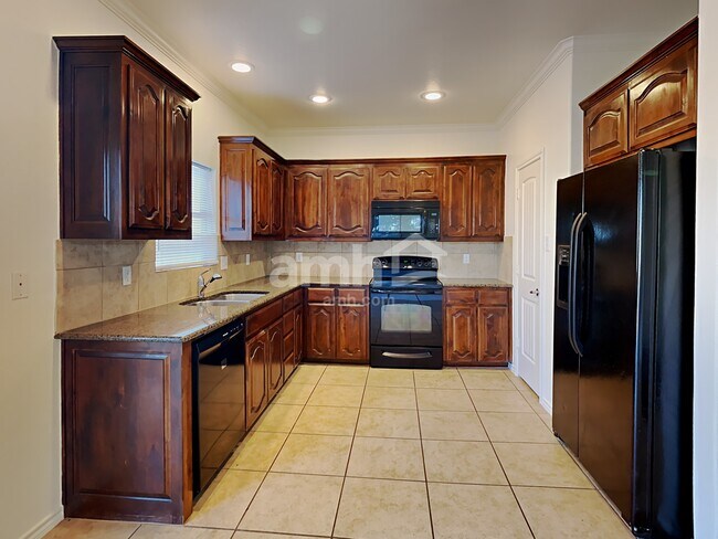 Photo - 713 San Felipe Trl