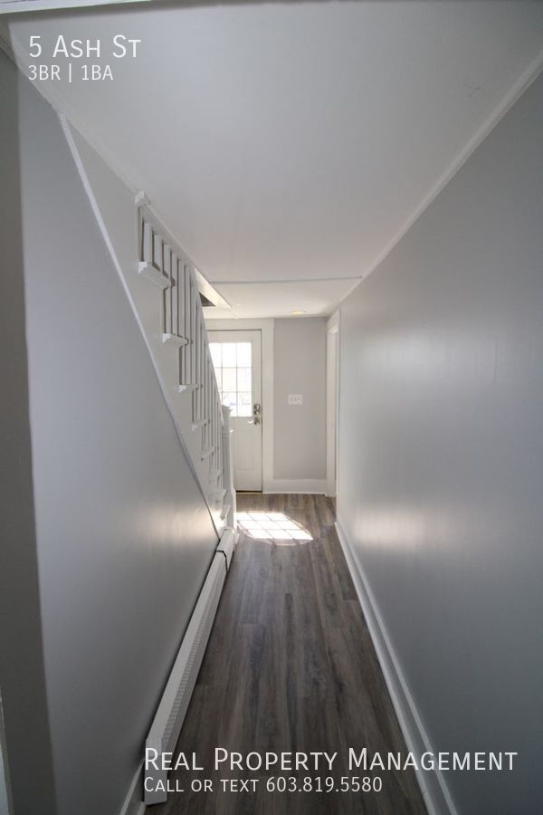 Photo - Spacious 3 Bedroom Duplex in Somersworth, ...