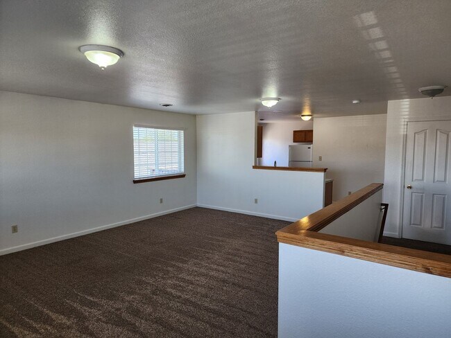 Photo - 110 N 11th Ave Unit 110 N 11th B