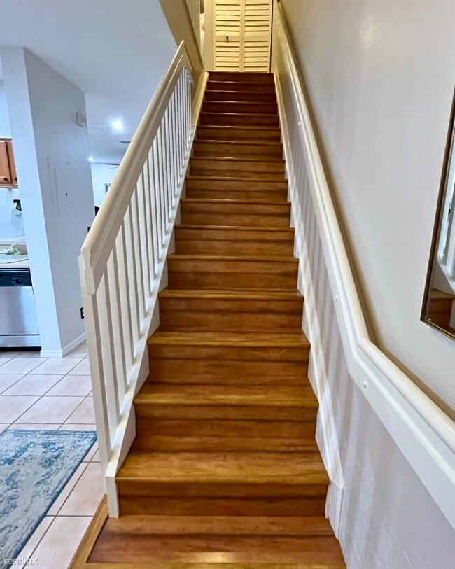 Photo - 2 br, 2.5 bath Townhome - 8243 Pacific Bea...