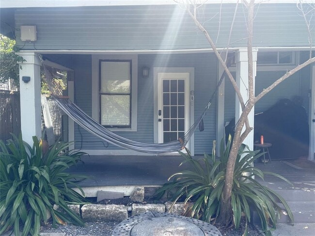Photo - 1601 E 13th St
