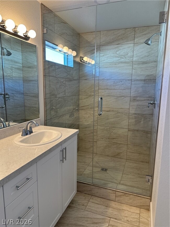 Photo - 2570 Apricot Ln