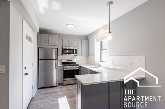 Building Photo - 1133 Oak Ave Unit W1 Rental