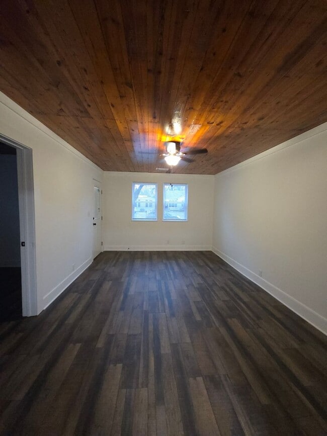 Photo - 1315-1317 N. Boston Pl Unidad 1317