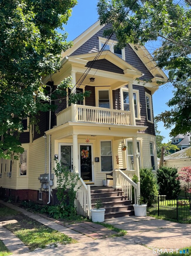 Building Photo - 53 Brownell St Unit 2