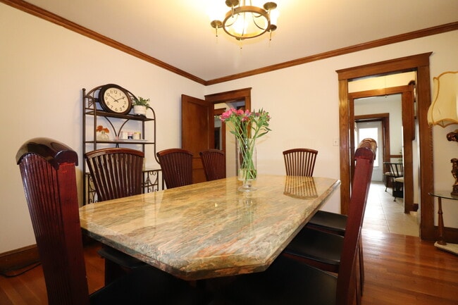 Photo - 209 Aspinwall Ave Unit 1