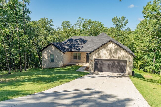 Photo - Nearly New Bella Vista Home Nestled in Ultimate Privacy! Furnished options available!