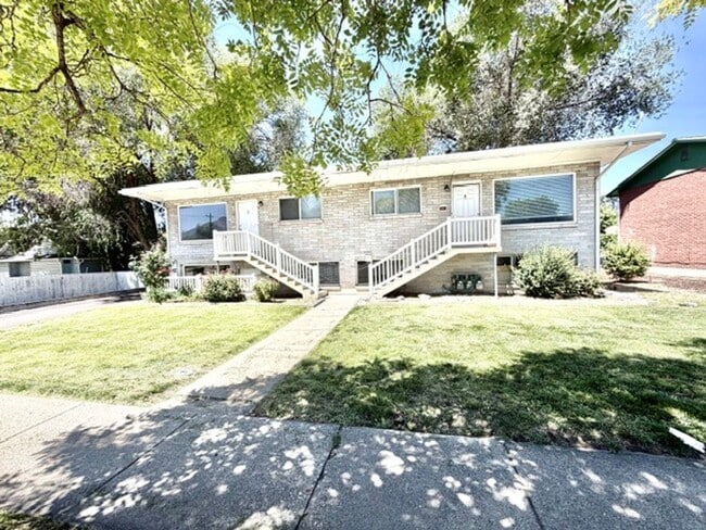 Building Photo - 2564 S 700 E Unit #C