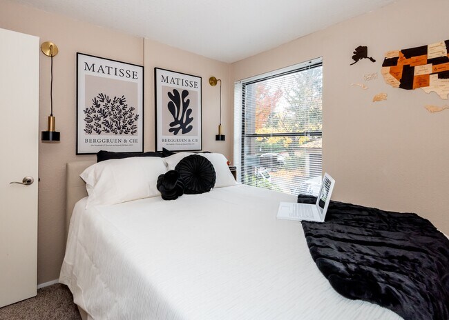 Sunstone Parc Apartments