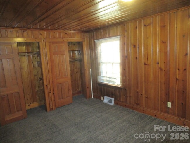 Photo - 505 S Cedar St