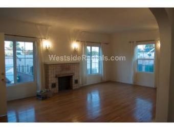 Photo - 655 N Harper Ave Apartment