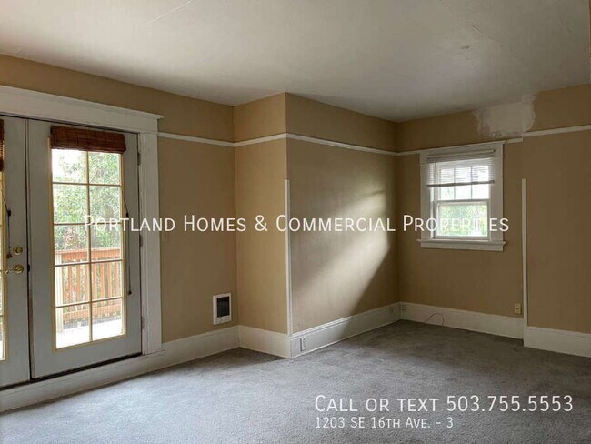 1203 SE 16th Ave Unit 3