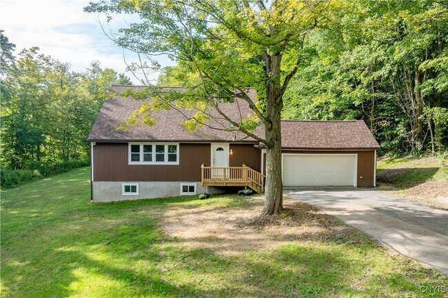 Photo - 141 Engles Rd