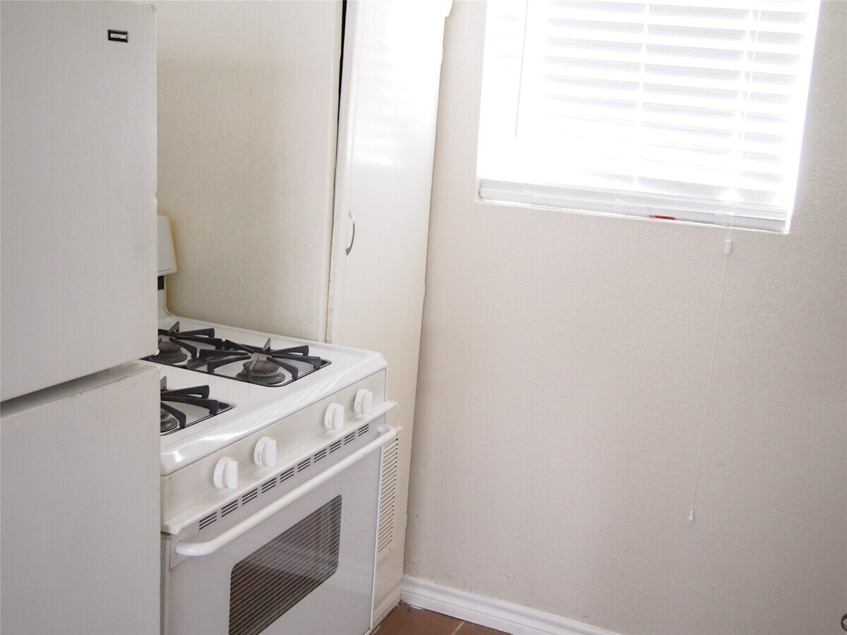 Photo - 2408 Southmore Blvd Unidad 1