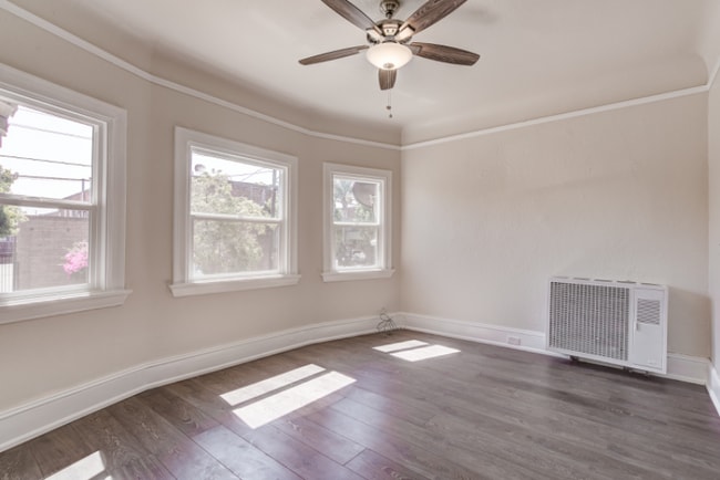 Photo - 3027 Filbert St Unit 1