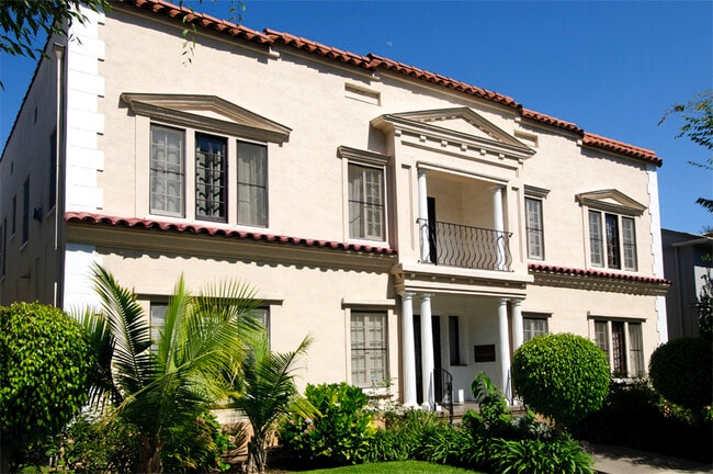 Photo - 140 Roxbury Dr Unit 8