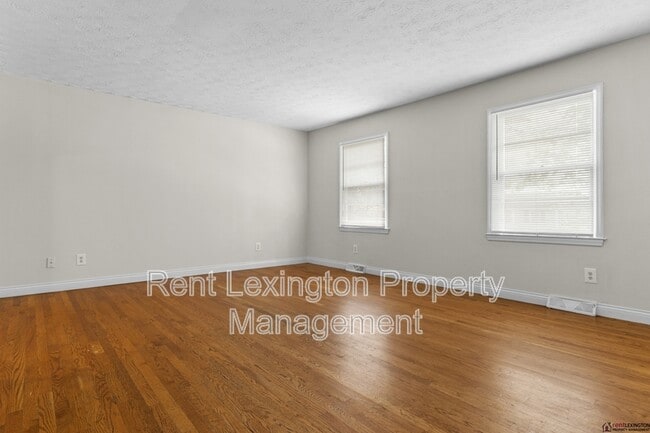 Photo - 3330 Tisdale Dr