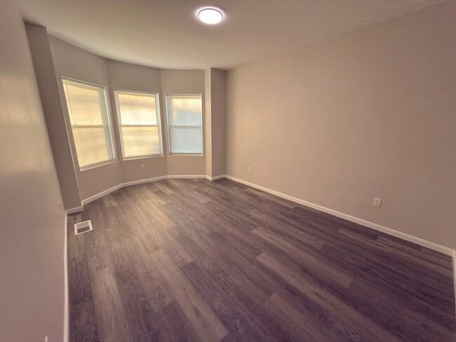 Photo - 77 Madison Ave Unidad 1st FL