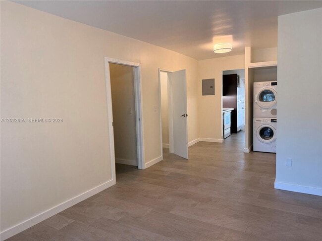 Photo - 10001 W Bay Harbor Dr Unidad 205