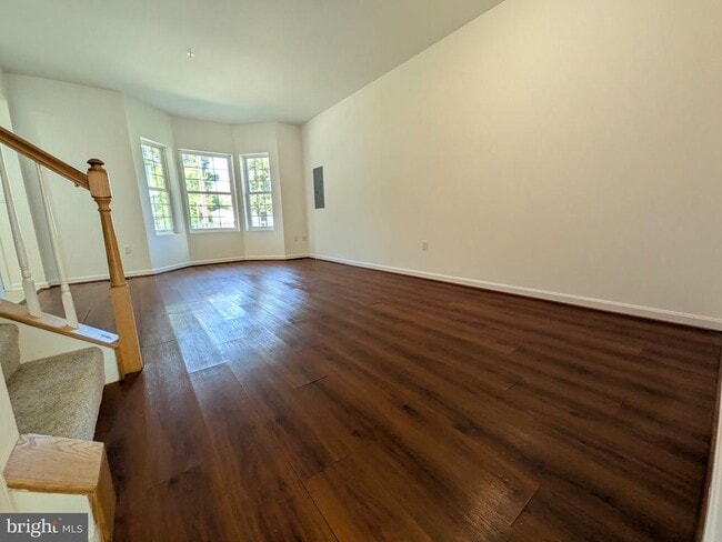 Photo - 310 Del Rhodes Ave