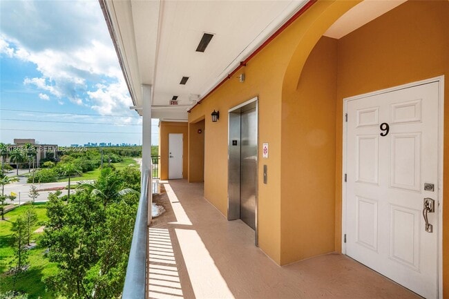 Photo - 555 E Dania Beach Blvd Unit 9