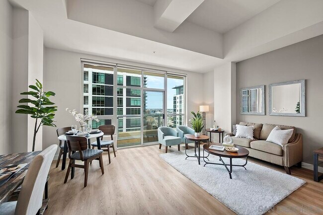 Photo - 350 W Ash St Unit 1006