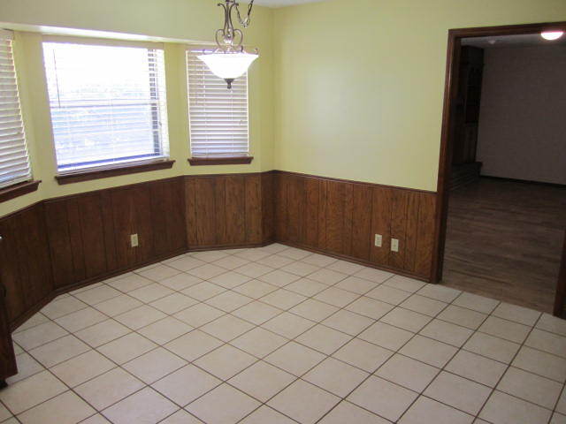 Photo - 2106 Bellaire Dr