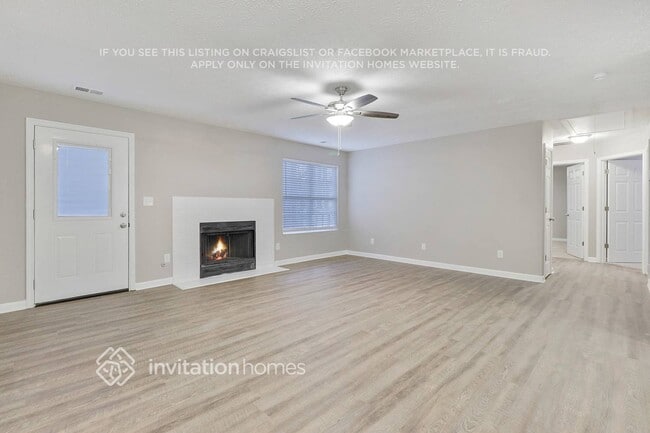 626 Waynes Ct SE
