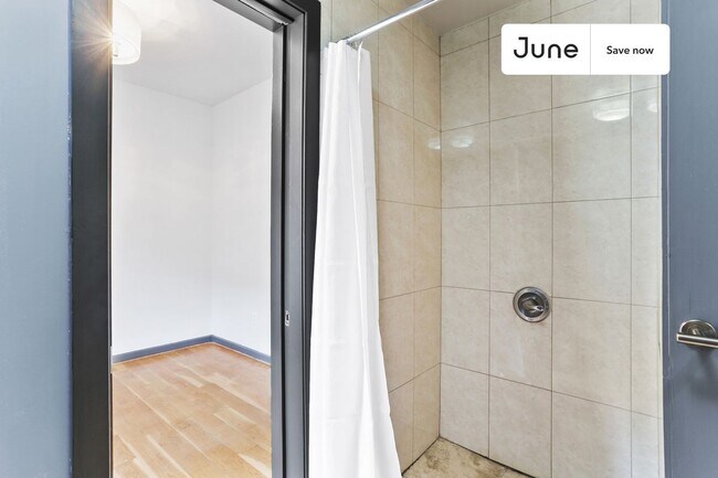 Photo - 161 W 120th St