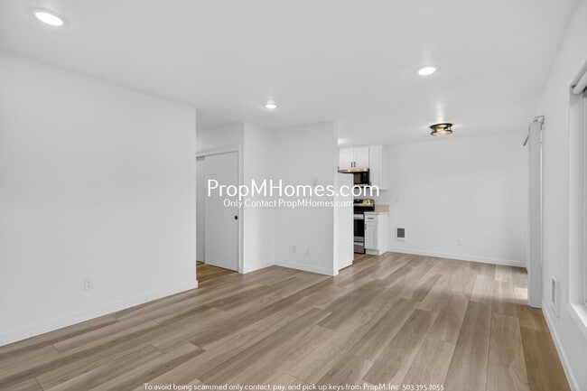 Photo - Updated Two Bedroom Unit with St Johns Views! Unit 7028 N Burlington Avenue