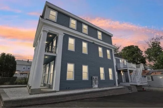 Photo - 410 Ferry St