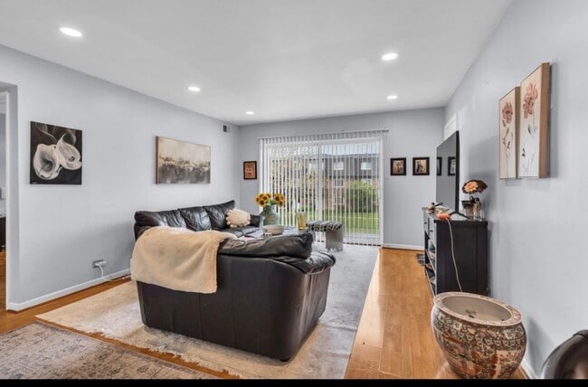 Photo - 9405 Bay Colony Dr Unit 2W